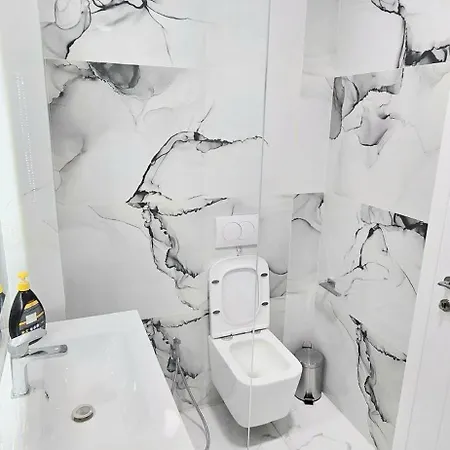 Serenity Daire Tiran